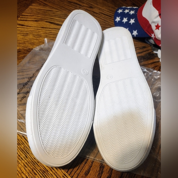 NEW Canvas Lace-up Shoes Womens Size 9 (40) Red White & Blue USA America Patriot - Picture 5 of 8